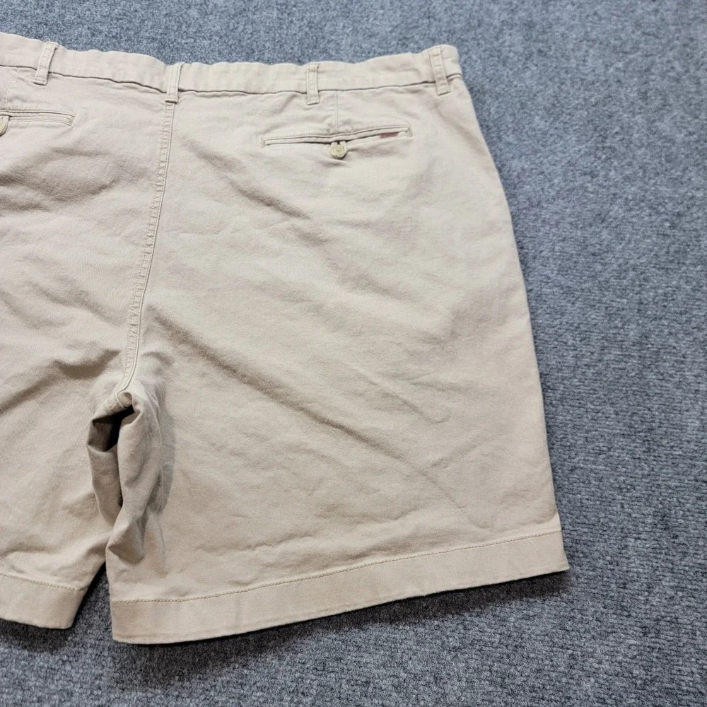 Chaps Mens Khaki Tan Stretch Chino Shorts Size 48 Flat Front Cotton Twill Casual